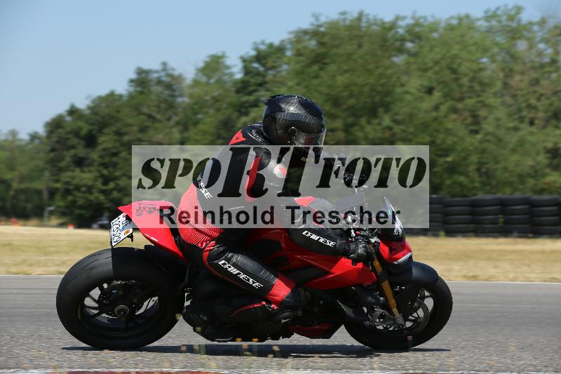 Archiv-2023/33 14.06.2023 MSS Track Day ADR/Gruppe gelb/backside